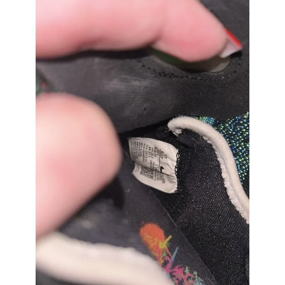 Nike kids athletic